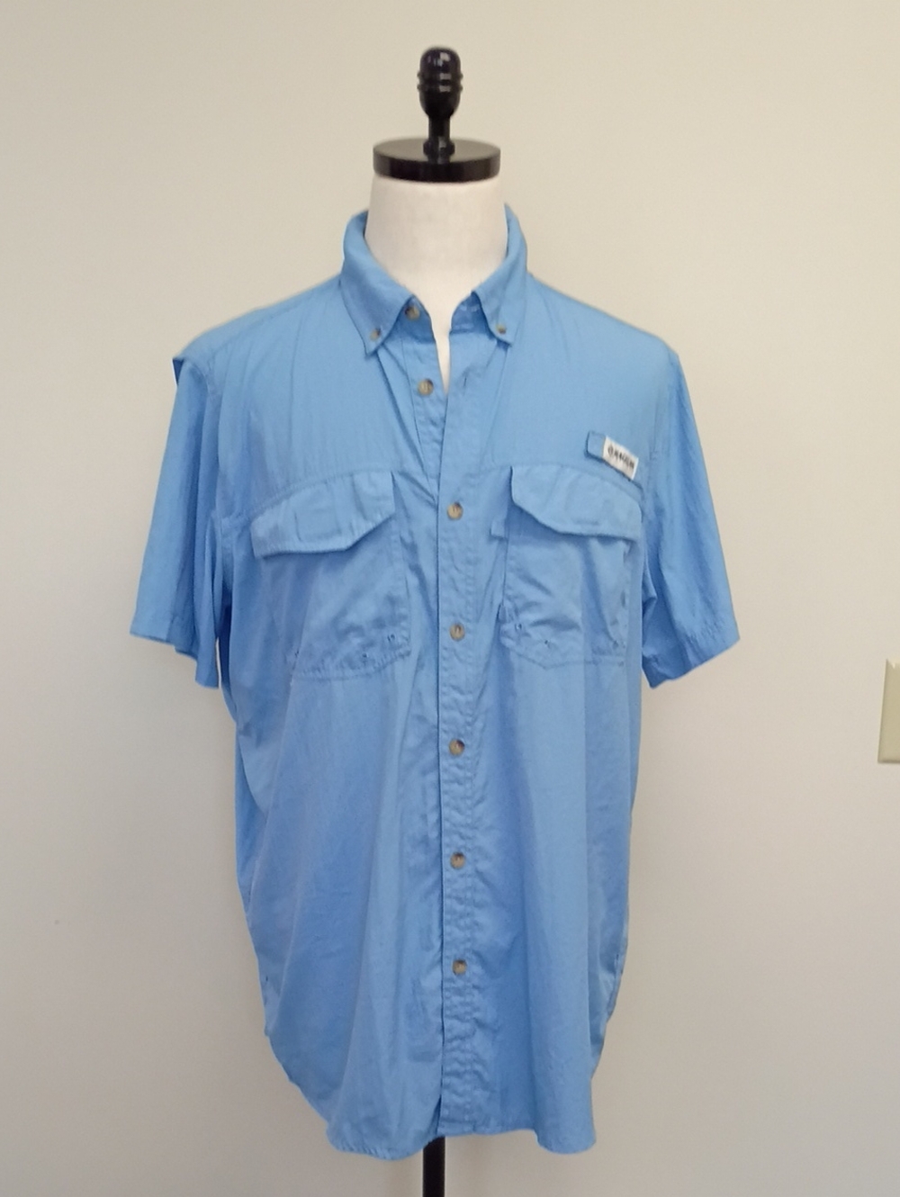 Magellan Outdoors Light Blue Fishing Shirt Short Sleeve Large